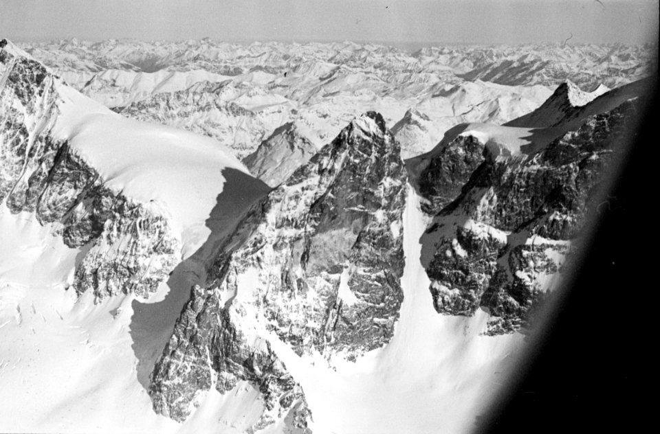 ETH-BIB-Bernina - Piz Roseg v. S.-Inlandflüge-LBS MH05-73-15