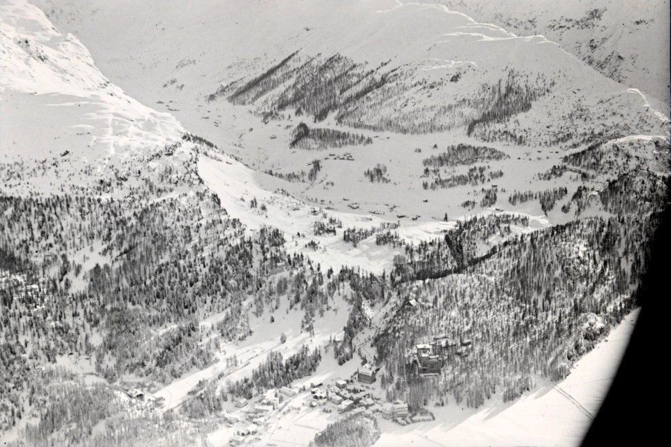 ETH-BIB-Bernina - Piz Roseg v. S.-Inlandflüge-LBS MH05-73-50