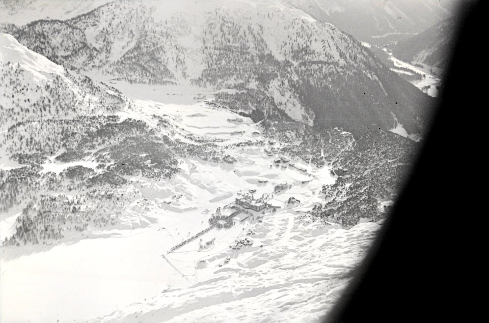 ETH-BIB-Bernina - Piz Roseg v. S.-Inlandflüge-LBS MH05-73-55