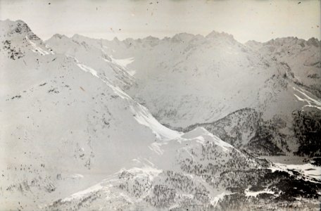 ETH-BIB-Bernina - Piz Roseg v. S.-Inlandflüge-LBS MH05-73-54