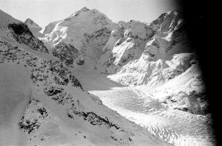 ETH-BIB-Bernina, Morteratschgletscher, Piz Alv-Inlandflüge-LBS MH05-73-29