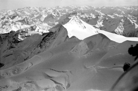 ETH-BIB-Bernina - Piz Roseg v. S.-Inlandflüge-LBS MH05-73-22