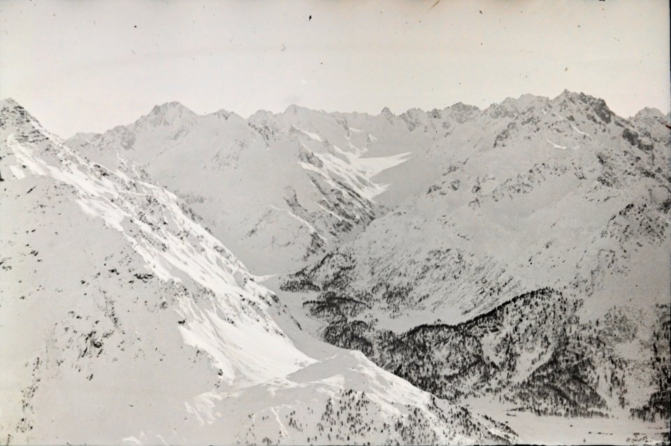 ETH-BIB-Bernina - Piz Roseg v. S.-Inlandflüge-LBS MH05-73-56