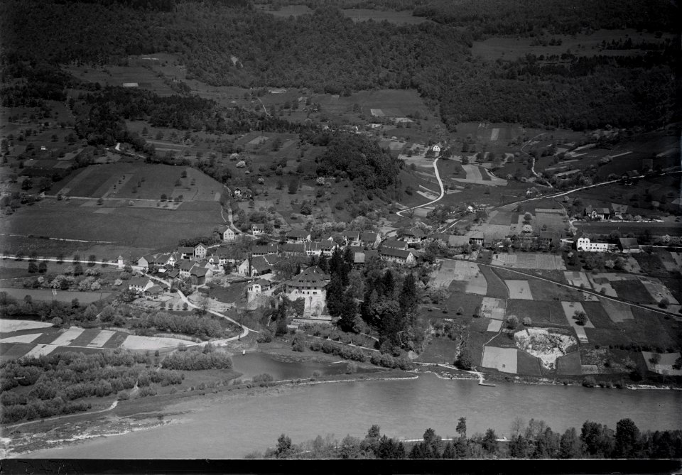 ETH-BIB-Biberstein aus 200 m-Inlandflüge-LBS MH01-004545