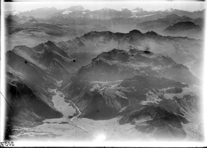 ETH-BIB-Biet, Leiterenstollen, Schülberg, Druesberg, Sihltal, Schärhorn v. N. aus 3000 m-Inlandflüge-LBS MH01-003007A