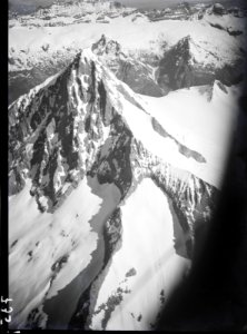 ETH-BIB-Bietschhorn-Inlandflüge-LBS MH01-007357