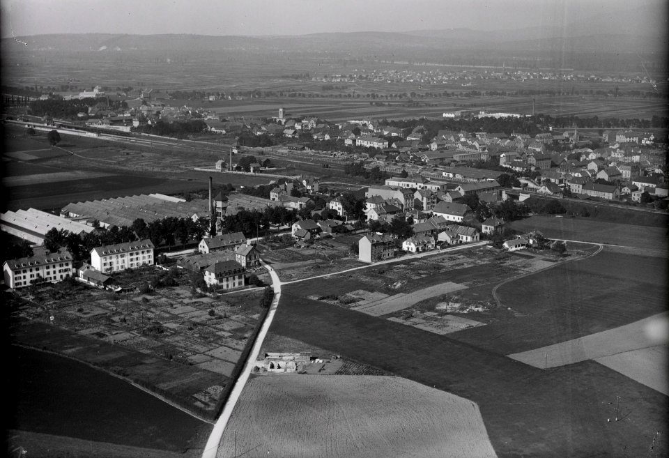 ETH-BIB-Binningen, Gröninger AG Aluminiumwarenfabrik-Inlandflüge-LBS MH03-0137