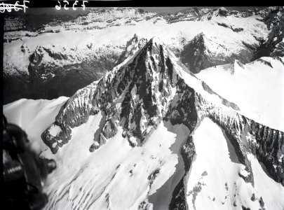 ETH-BIB-Bietschhorn-Inlandflüge-LBS MH01-007356