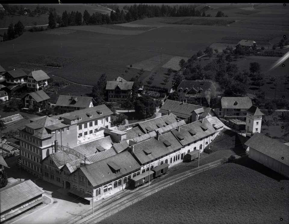 ETH-BIB-Biglen, Bigler, Spichiger & Co. AG, Eisenmöbel + Maschinenfabrik-Inlandflüge-LBS MH03-0134