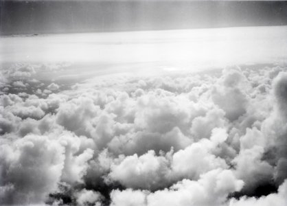 ETH-BIB-Blick über die Wolken-Tschadseeflug 1930-31-LBS MH02-08-0106