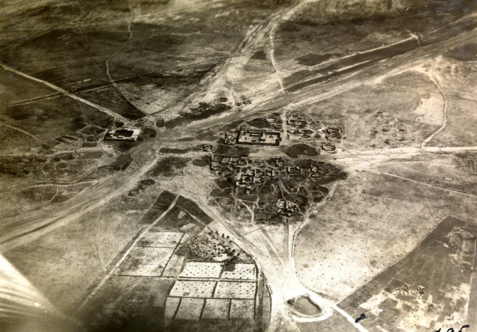 ETH-BIB-Borazdjan nördöstlich von Buschehr aus 1000 m Höhe-Persienflug 1924-1925-LBS MH02-02-0195-AL-FL