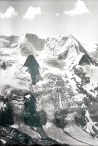 ETH-BIB-Blüemlisalphorn, Oeschinenhorn, Oeschinengletscher v. N. W. aus 3200 m-Inlandflüge-LBS MH01-005739