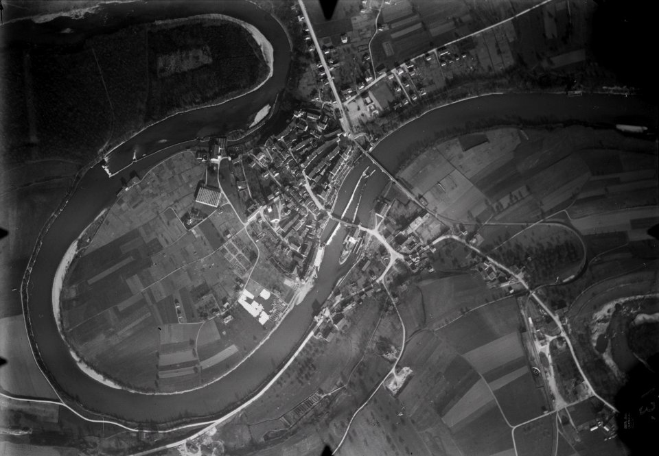 ETH-BIB-Bremgarten aus 2500 m-Inlandflüge-LBS MH01-000433