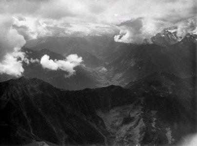 ETH-BIB-Bourg-Saint-Pierre, Val d'Entremont, Val Ferret v. N. O. aus 4000 m-Inlandflüge-LBS MH01-000216