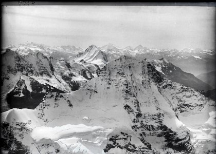 ETH-BIB-Breithorn, Walliseralpen, Bietschhorn v. N. aus 4000 m-Inlandflüge-LBS MH01-004319
