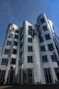 Building media harbour modern