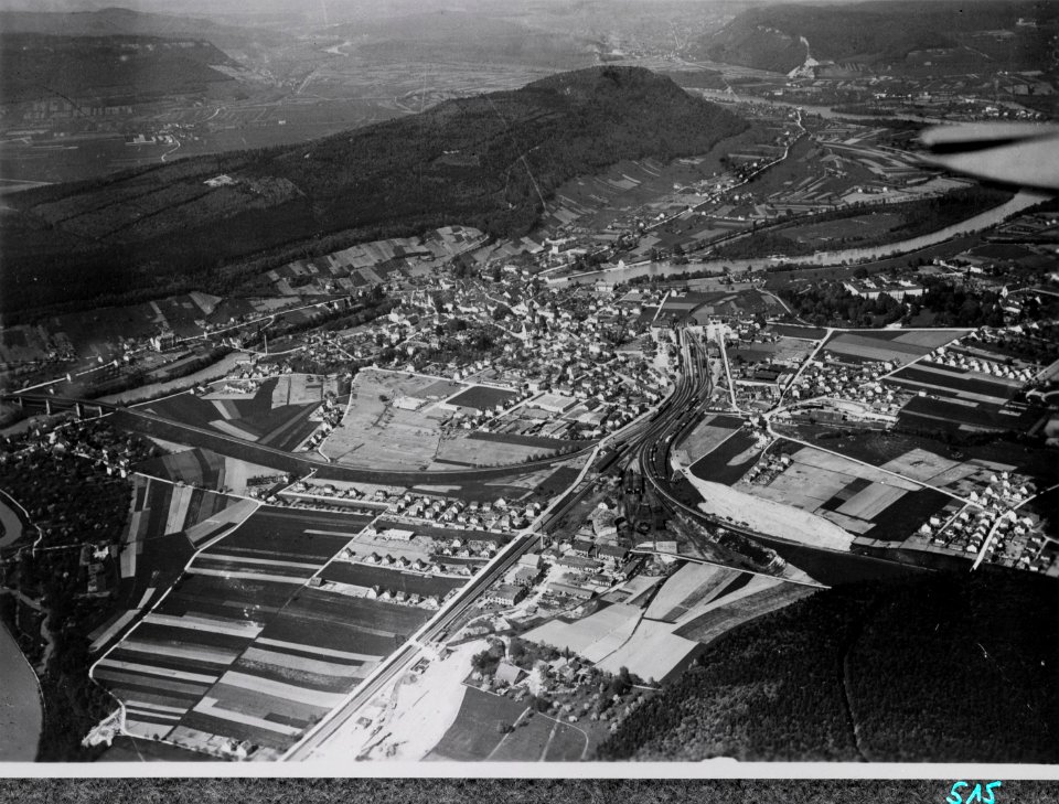 ETH-BIB-Brugg, Vogelsang v. S. W. aus 800 m-Inlandflüge-LBS MH01-000515
