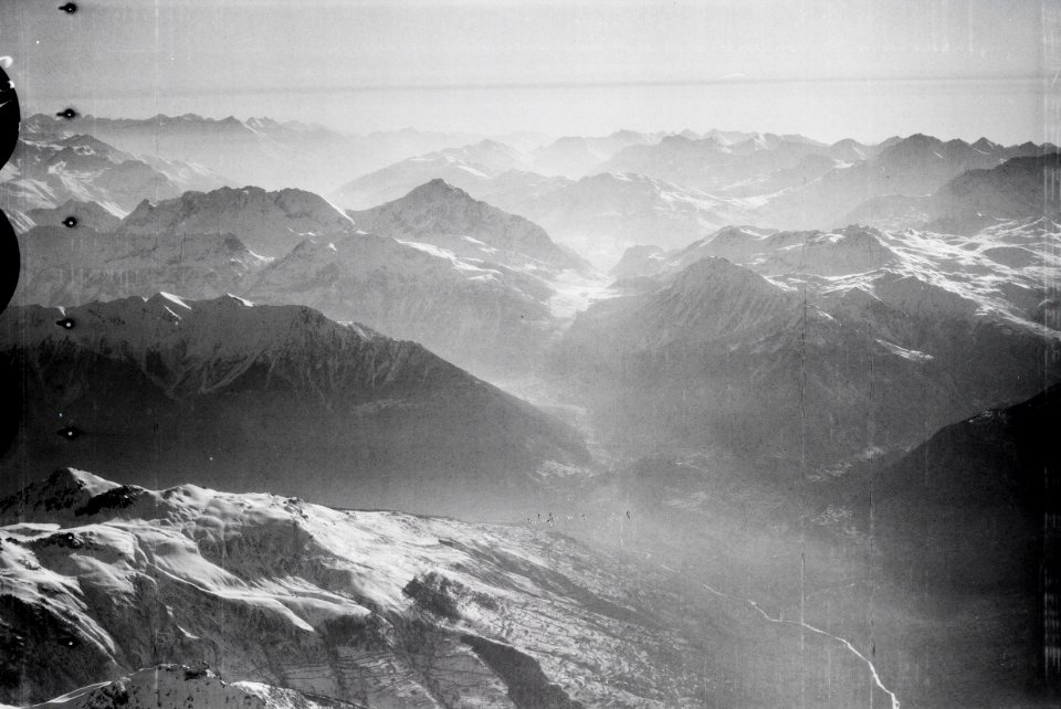 ETH-BIB-Briançon - Col du Montgenèvre - Tal von Susa von S.W. aus 4500 m Höhe-Mittelmeerflug 1928-LBS MH02-05-0102
