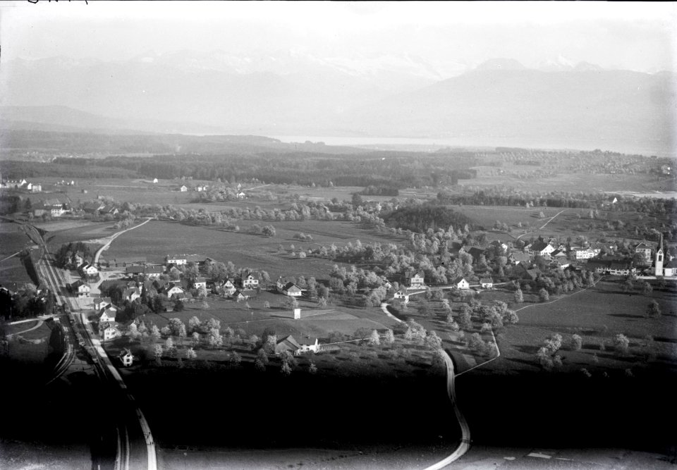 ETH-BIB-Bubikon, Glarneralpen, Oberer Zürichsee v. N. W. aus 300 m-Inlandflüge-LBS MH01-004126