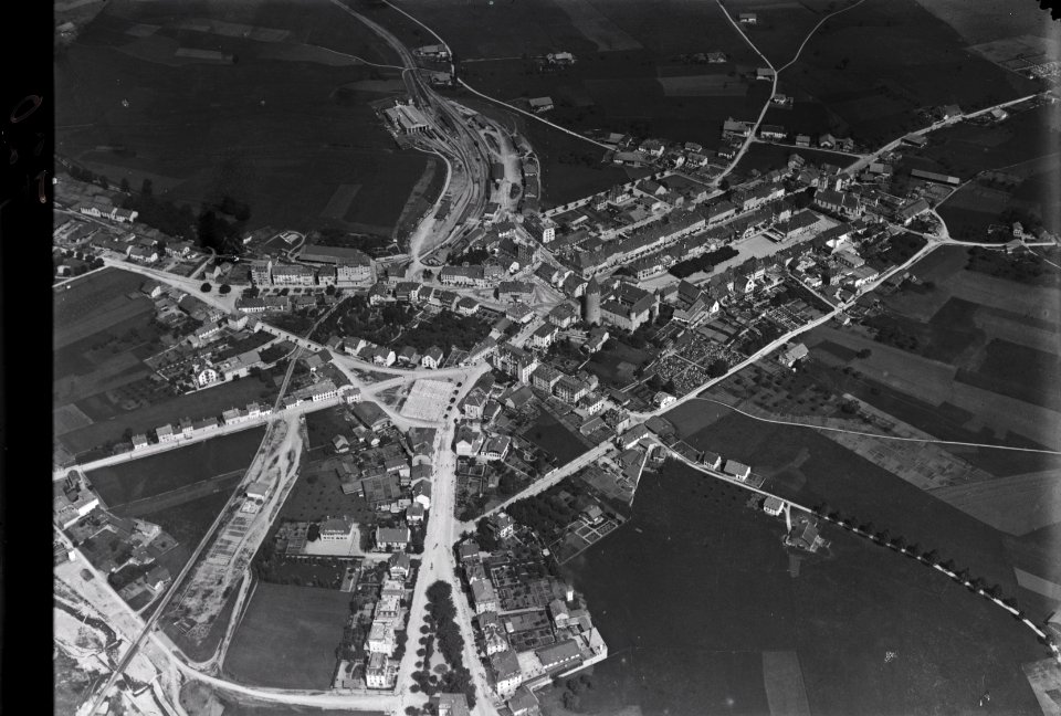 ETH-BIB-Bulle aus 300 m-Inlandflüge-LBS MH01-000720