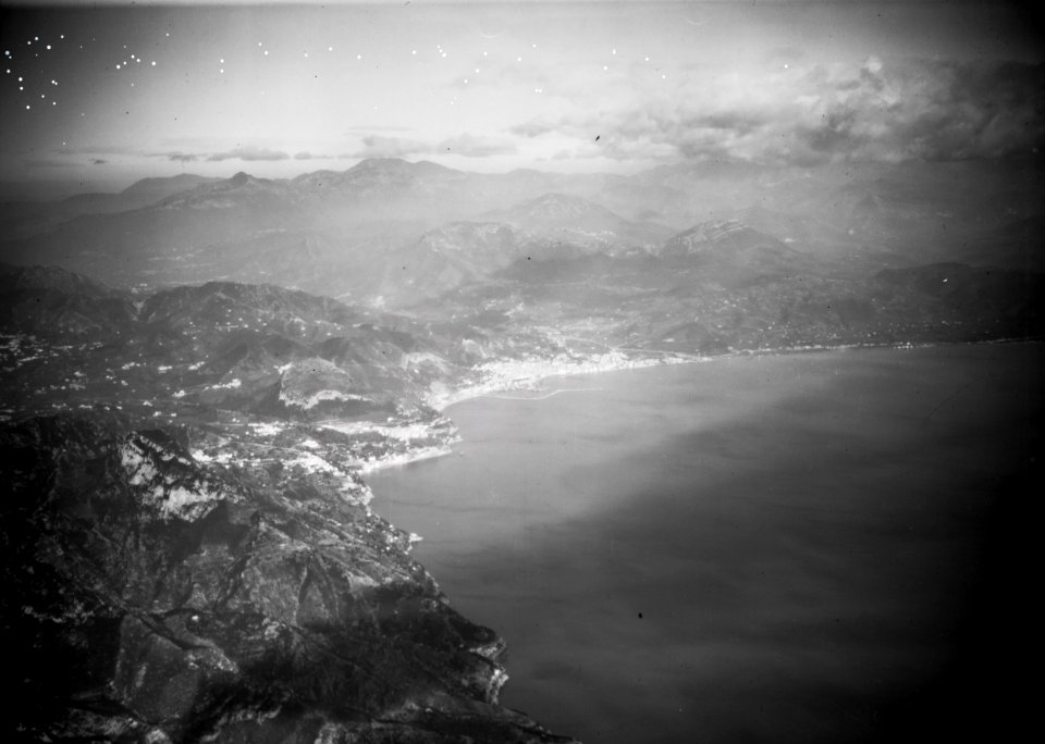 ETH-BIB-Bucht von Salerno-Kilimanjaroflug 1929-30-LBS MH02-07-0518
