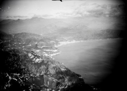 ETH-BIB-Bucht von Salerno-Kilimanjaroflug 1929-30-LBS MH02-07-0519