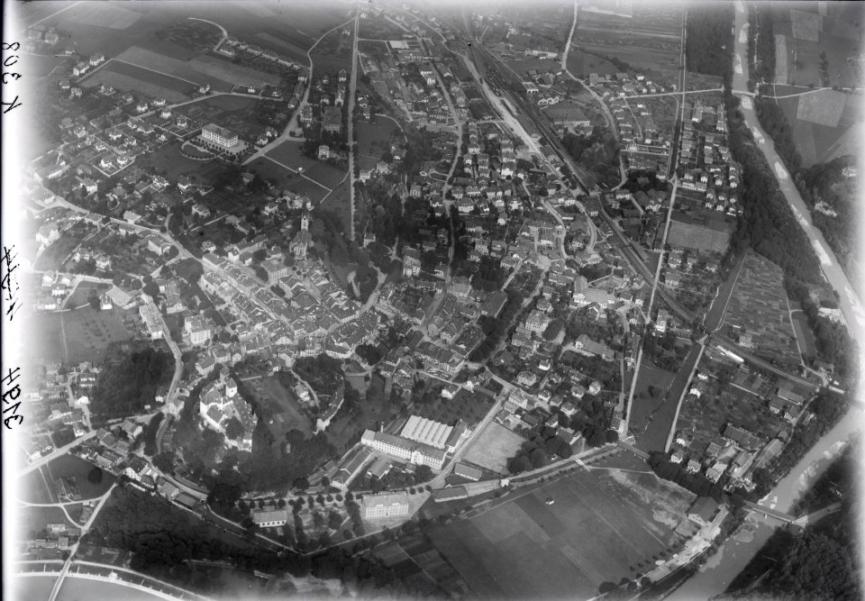 ETH-BIB-Burgdorf, Zentrum aus 800 m-Inlandflüge-LBS MH01-003194