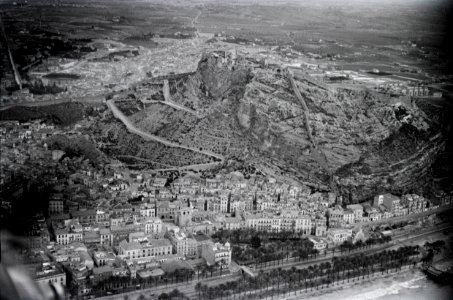 ETH-BIB-Burg bei Alicante-Nordafrikaflug 1932-LBS MH02-13-0594