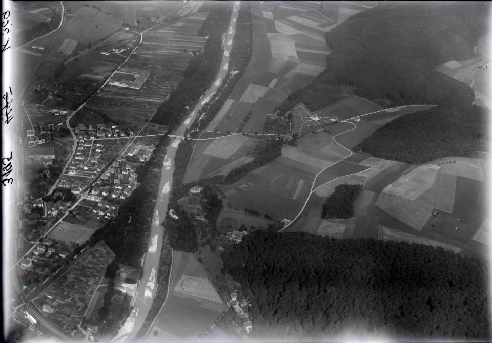 ETH-BIB-Burgdorf, Dütisberg, Geissberg v. N. aus 800 m-Inlandflüge-LBS MH01-003195