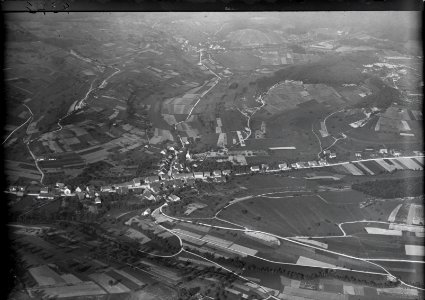 ETH-BIB-Bözen, Elfingen aus 600 m-Inlandflüge-LBS MH01-004376