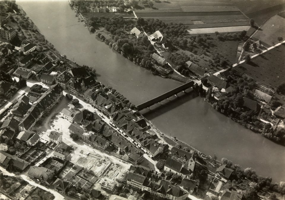 ETH-BIB-Büren an der Aare aus 300 m-Inlandflüge-LBS MH01-004645