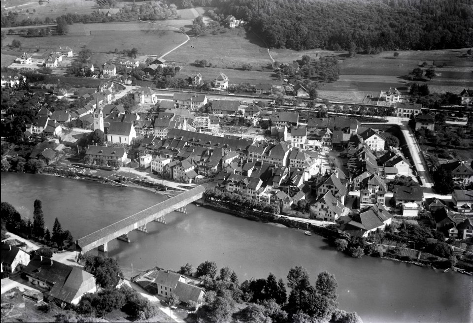 ETH-BIB-Büren an der Aare aus 300 m-Inlandflüge-LBS MH01-004646