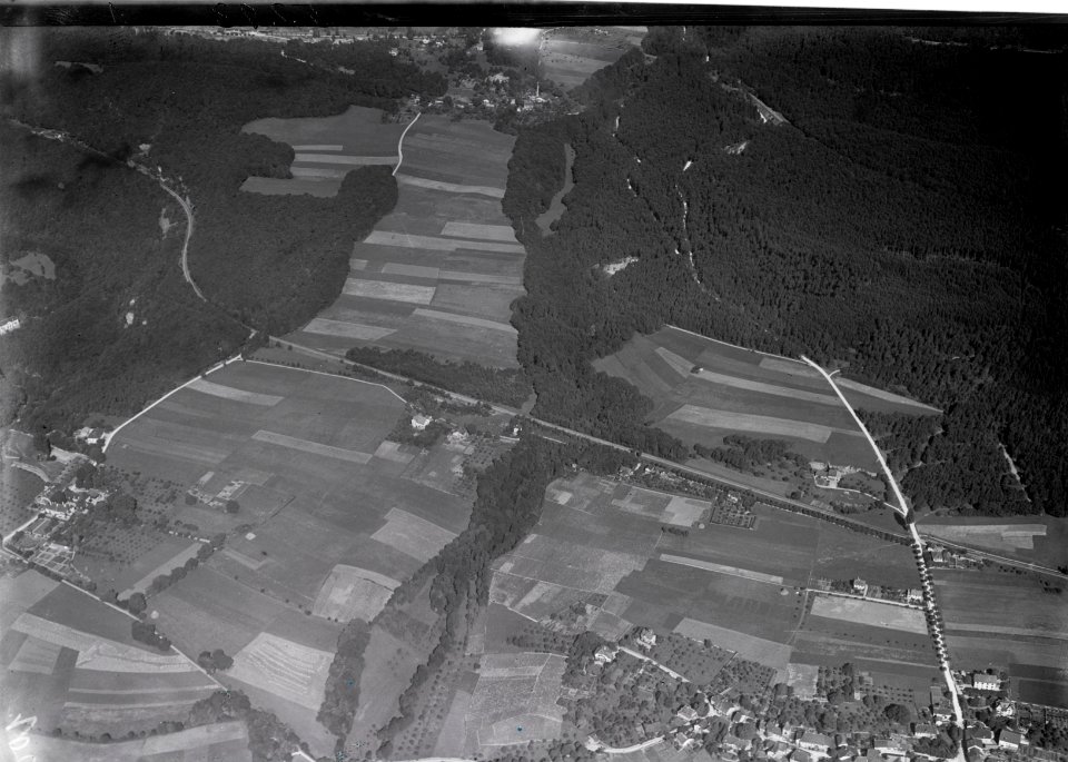 ETH-BIB-Bôle v. S. O. aus 900 m-Inlandflüge-LBS MH01-005293