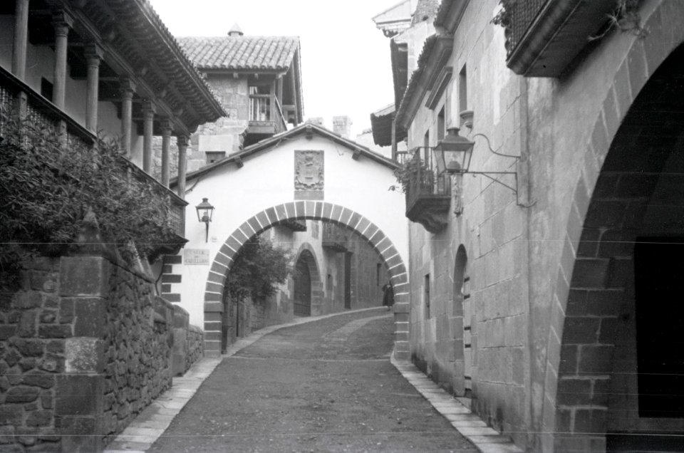 ETH-BIB-C- del Principe Viana, Poble Espanyol, Barcelona-Nordafrikaflug 1932-LBS MH02-13-0611