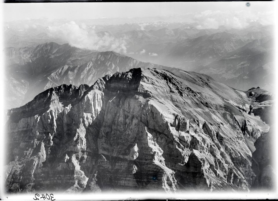 ETH-BIB-Calanda, Silvrettagruppe v. W. aus 3200 m-Inlandflüge-LBS MH01-003042