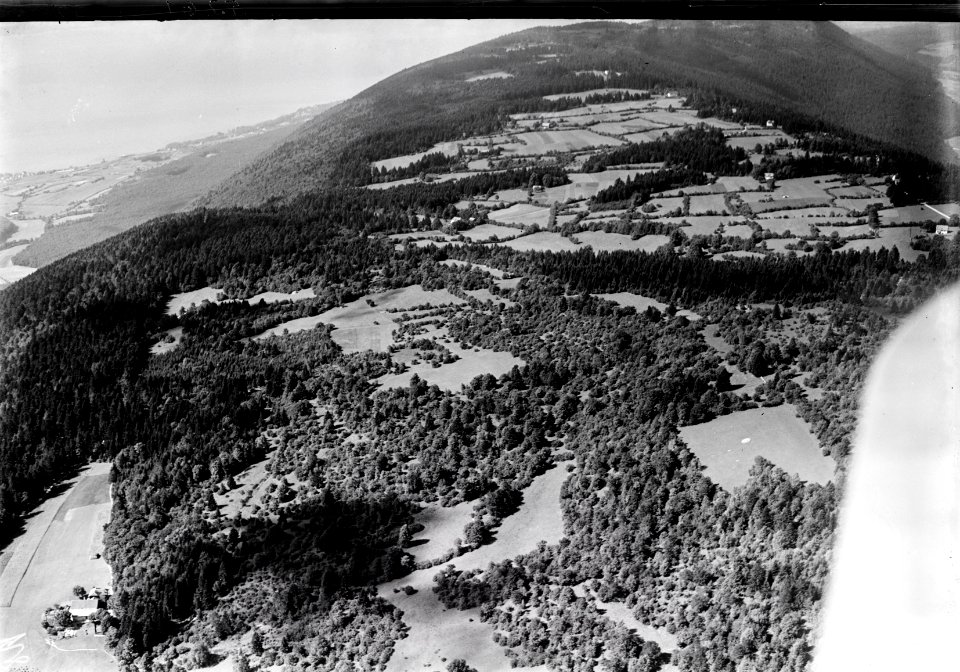 ETH-BIB-Chaumont, Neuenburgersee, St. Blaise v. N. O. aus 1600 m-Inlandflüge-LBS MH01-005261