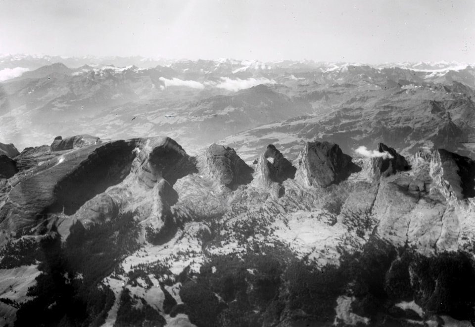 ETH-BIB-Churfirsten v. N. aus 3300 m-Inlandflüge-LBS MH01-000154
