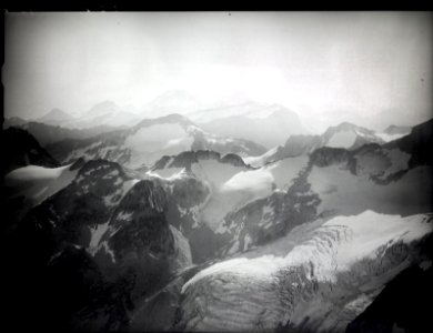 ETH-BIB-Cima dal Cantun, Passo di Casnil, Piz Fora, Piz Roseg-Inlandflüge-LBS MH01-007826