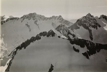 ETH-BIB-Chüeplanggenstock, Winterberg, Fleckistock, Sustenhorn v. O. aus 3400 m-Inlandflüge-LBS MH01-005635