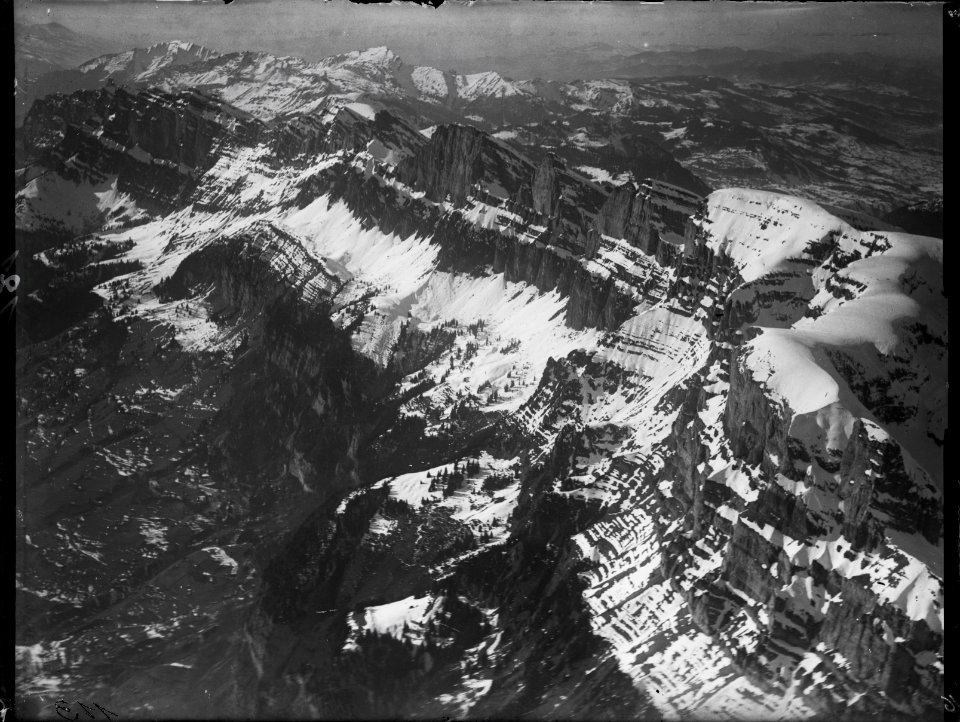 ETH-BIB-Churfirsten, Südabsturz v. O. aus 3000 m-Inlandflüge-LBS MH01-000121