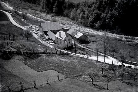 ETH-BIB-Châtel-St-Denis, Sägerei bei Le Gottau an der Veyvese de Châtel-Inlandflüge-LBS MH03-0951