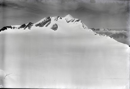 ETH-BIB-Clariden, Claridenfirn v. O. aus 3000 m-Inlandflüge-LBS MH01-004761