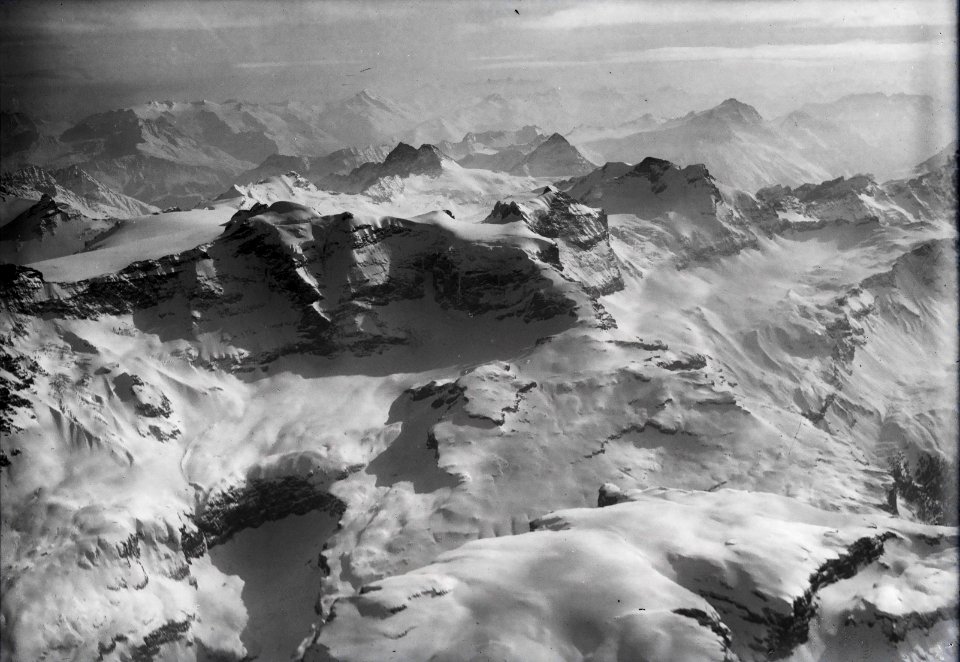 ETH-BIB-Claridenstock, Scheerhorn, Düssistock v. N. aus 5000 m-Inlandflüge-LBS MH01-000418