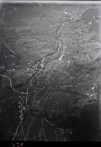 ETH-BIB-Corcelles, Crémines, Moutier v. O. aus 1200 m-Inlandflüge-LBS MH01-000824