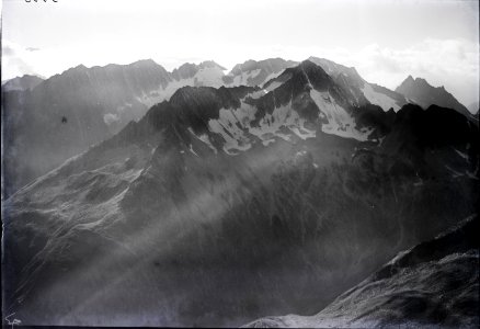 ETH-BIB-Crispalt, Piz Nair, Piz Giuf, Val Milar v. O. aus 2600 m-Inlandflüge-LBS MH01-003938
