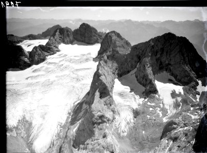 ETH-BIB-Dachsteinstock mit Hallstättergletscher, Mitterspitz-Inlandflüge-LBS MH01-007091