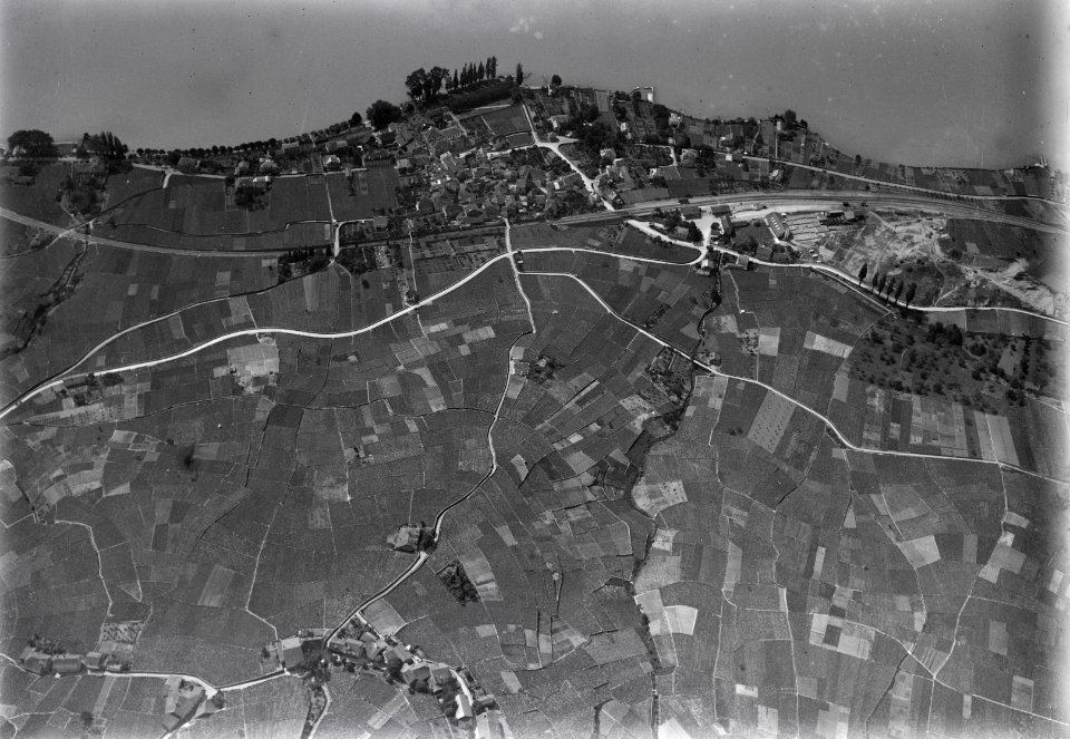 ETH-BIB-Cully, Chenaux v. N. aus 800 m-Inlandflüge-LBS MH01-000761