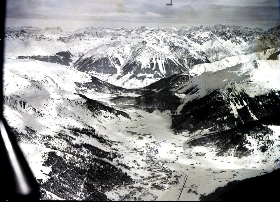 ETH-BIB-Davos-Inlandflüge-LBS MH01-007001