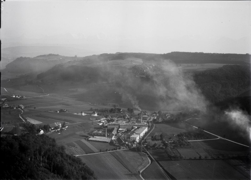ETH-BIB-Deisswil bei Stettlen, Karton- und Papierfabrik Deisswil AG-Inlandflüge-LBS MH03-0198