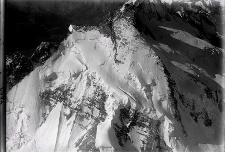 ETH-BIB-Dent d'Hérens, Val Tournanche v. W. aus 5000 m-Inlandflüge-LBS MH01-002005